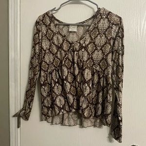 Livi by Olivia Rae shirt